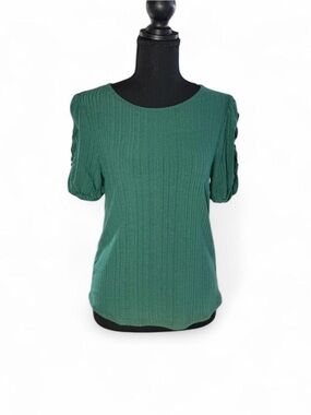 W 5 Forest Green Ribbed Puff Sleeve Top Women’s size Large NEW